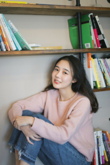 乌克兰美女黑白大战